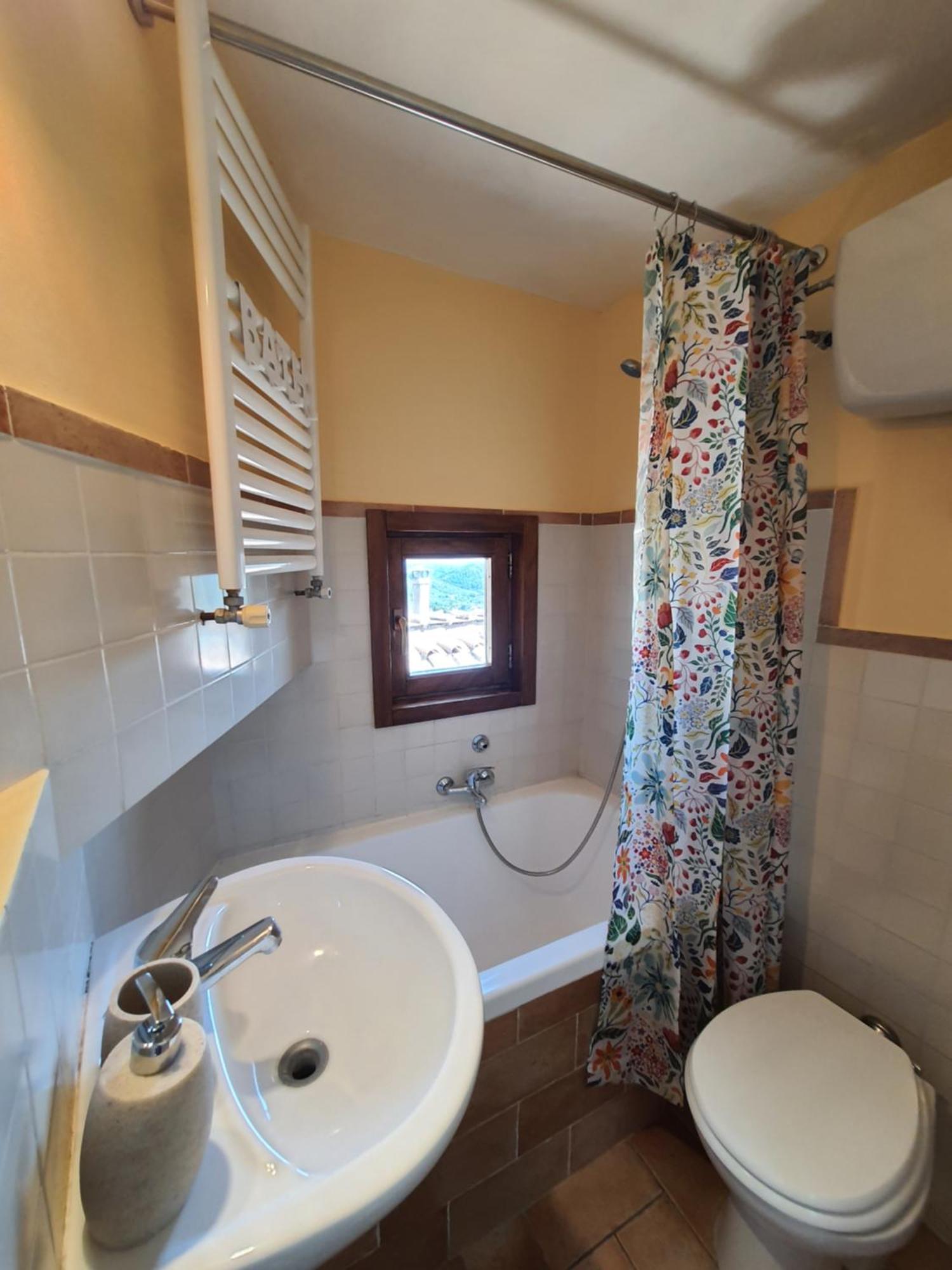 Historic In The Village With Panoramic Views Apartment Castelnuovo Di Porto